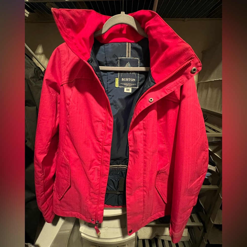 Burton ski/snowboard jacket size Medium